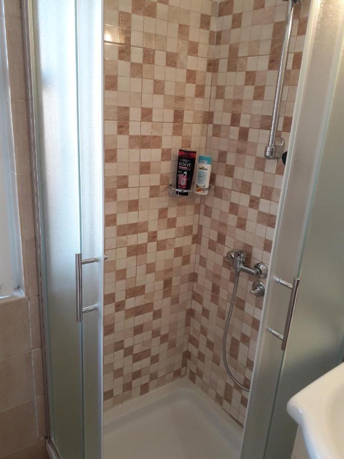 Apartments J&R Babara Biograd Na Moru Luaran gambar