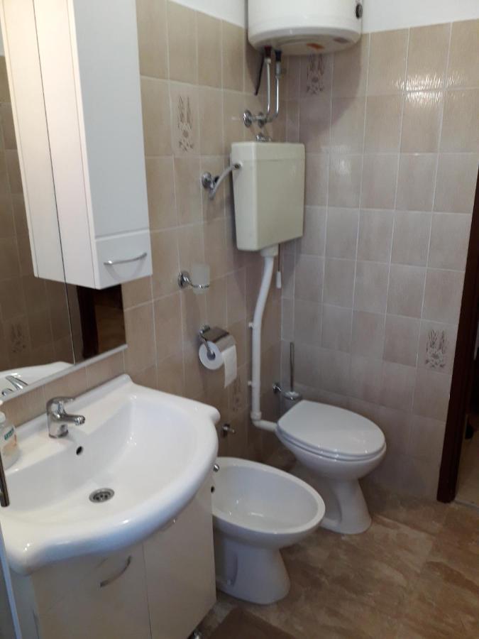 Apartments J&R Babara Biograd Na Moru Luaran gambar