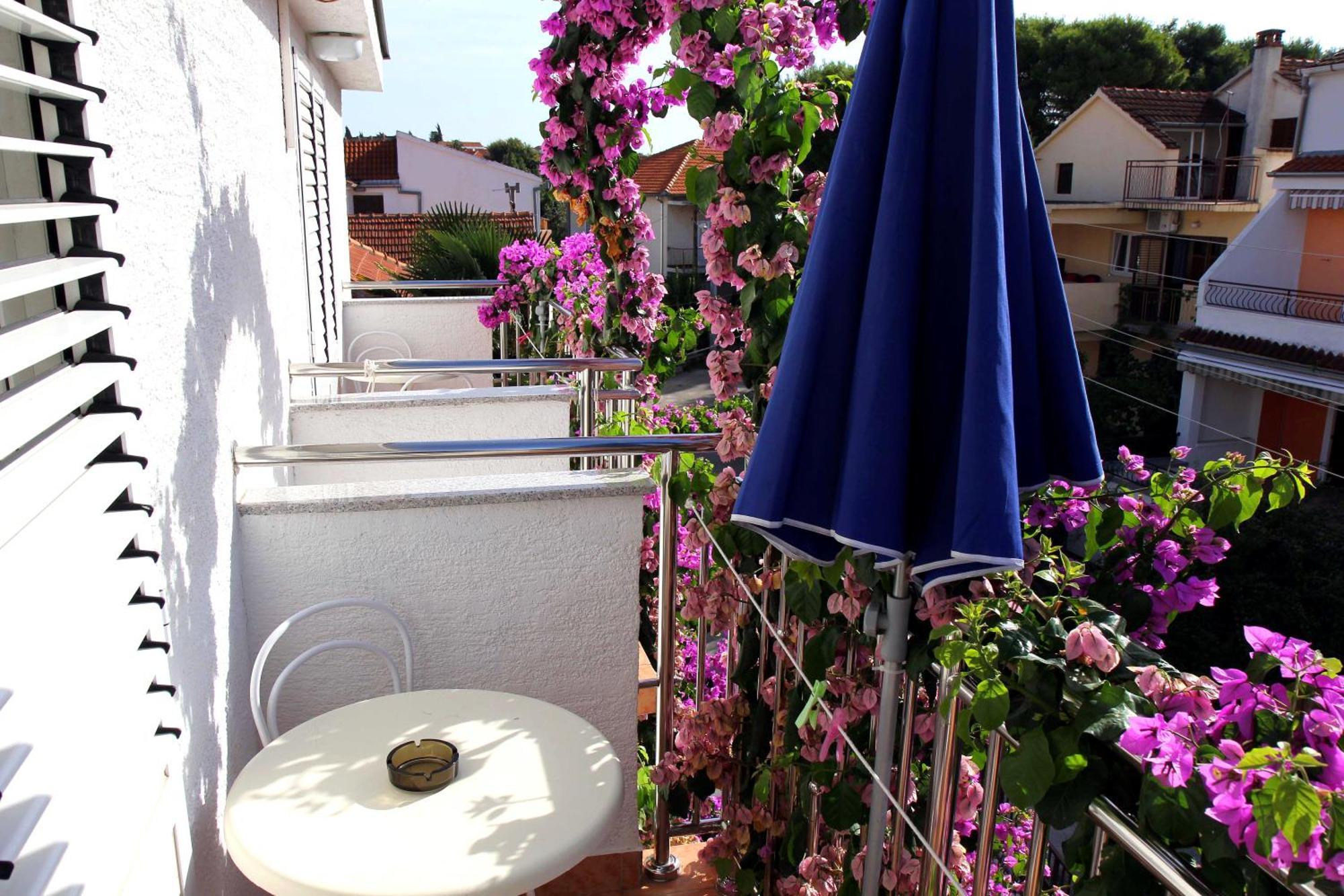 Apartments J&R Babara Biograd Na Moru Bilik gambar