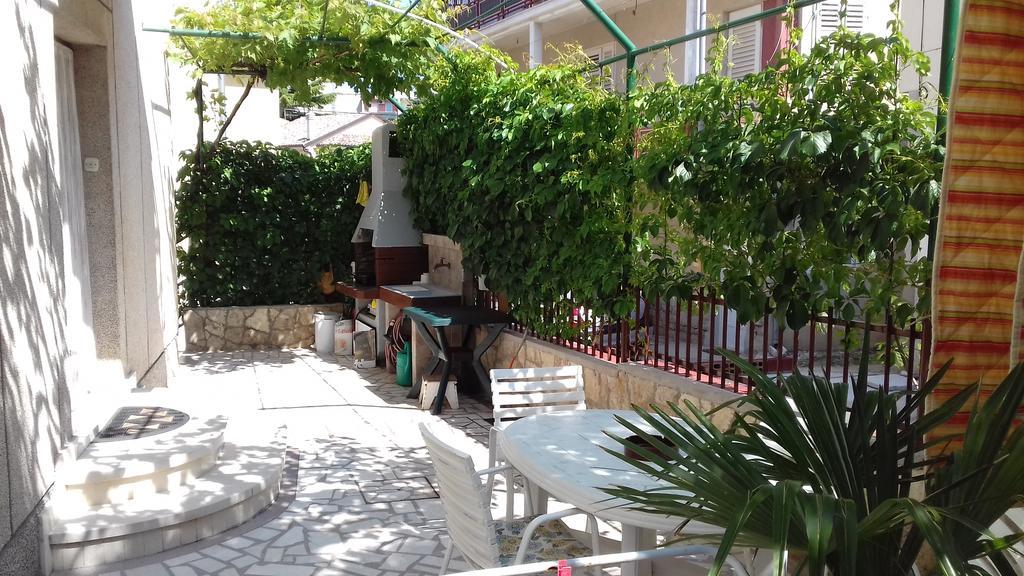Apartments J&R Babara Biograd Na Moru Luaran gambar